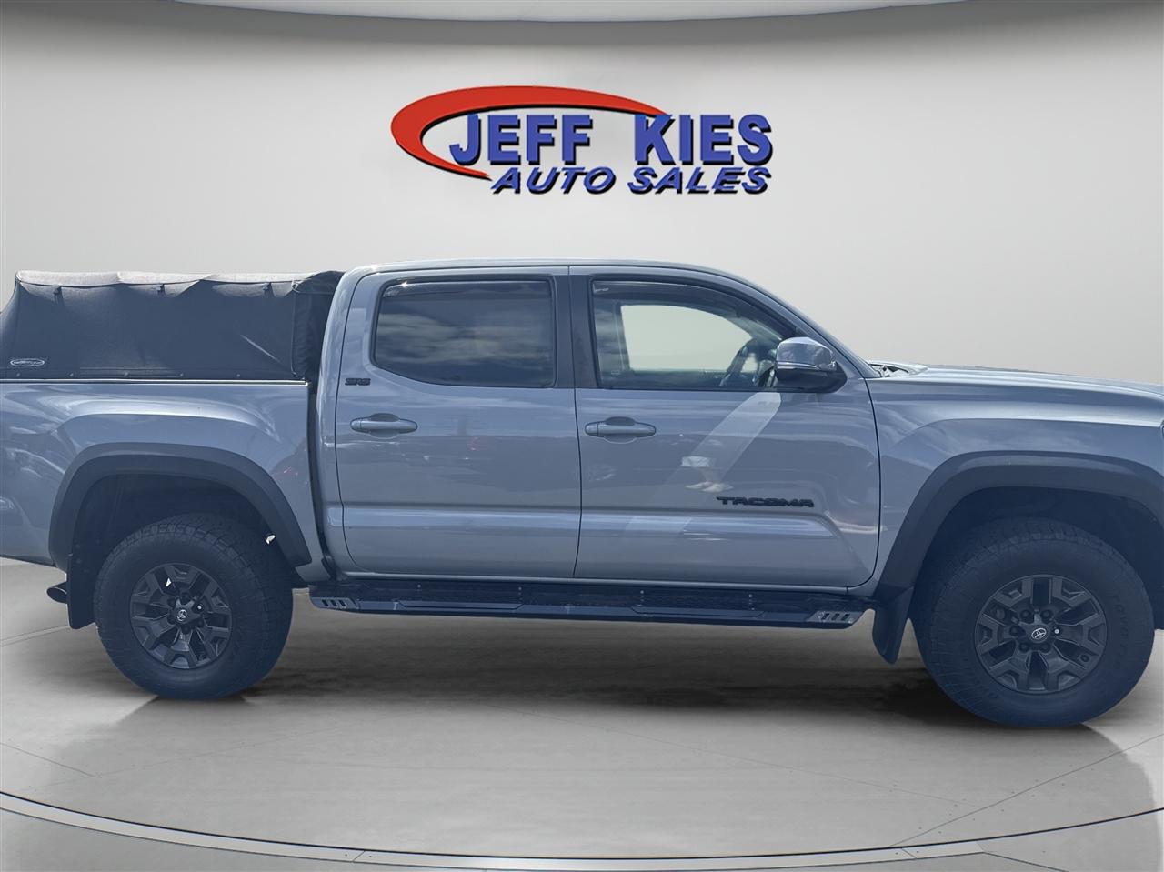 Toyota Tacoma 4WD TRD Off Road Double Cab 5' Bed V6 MT (Natl) 2021