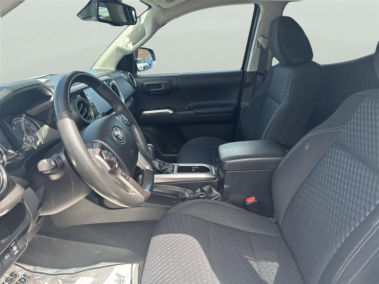 Toyota Tacoma 4WD TRD Off Road Double Cab 5' Bed V6 MT (Natl) 2021