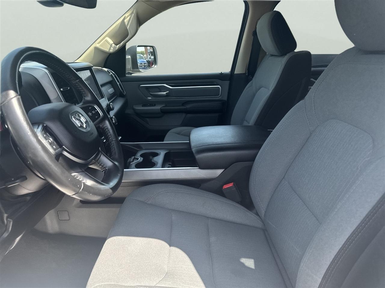 RAM 1500 Big Horn/Lone Star 4x4 Crew Cab 5'7" Box 2019