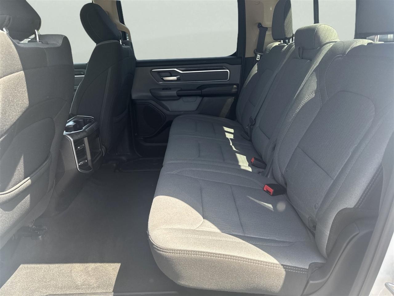 RAM 1500 Big Horn/Lone Star 4x4 Crew Cab 5'7" Box 2019