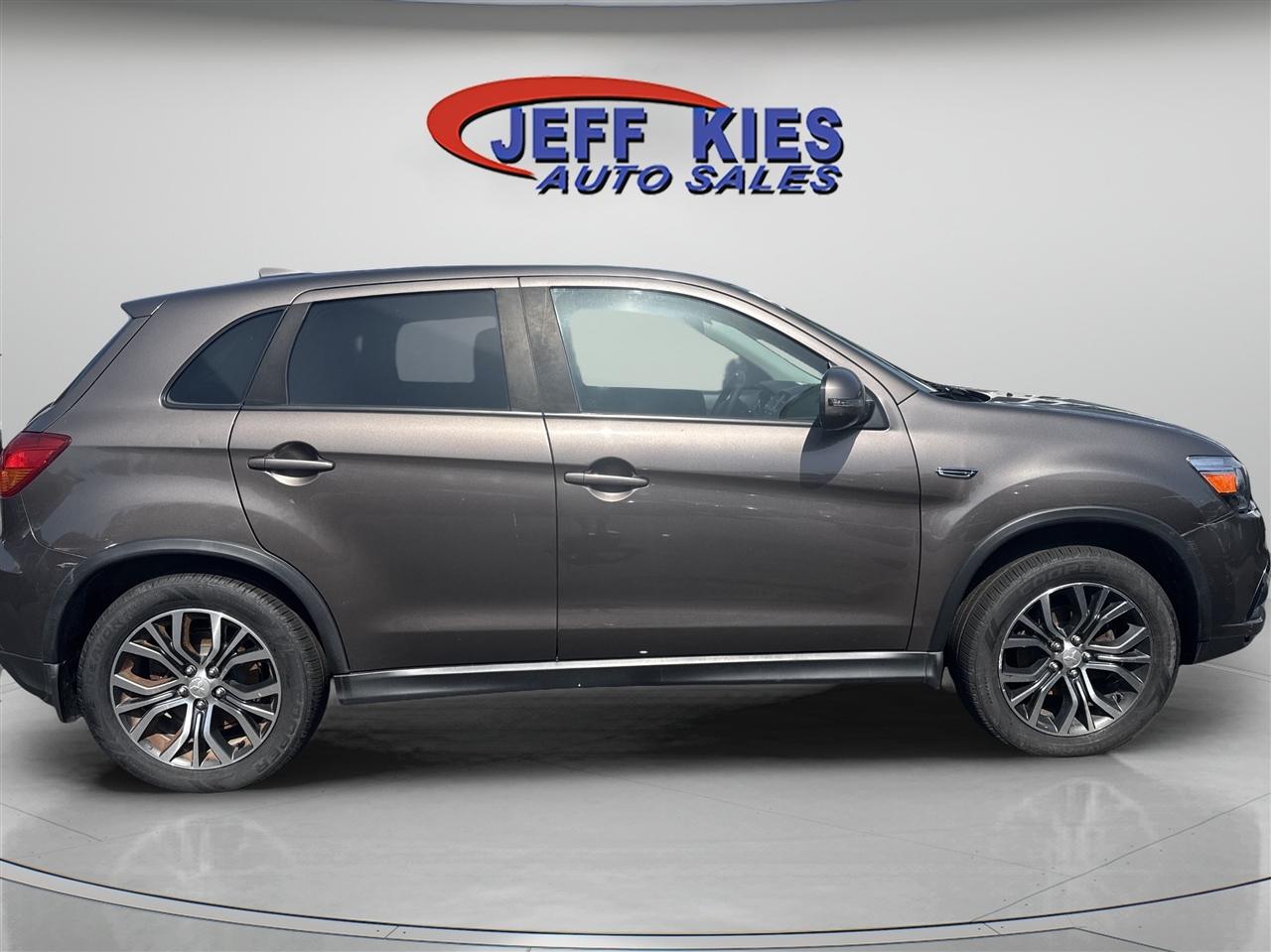 Mitsubishi Outlander Sport ES 2.0 AWC CVT 2018