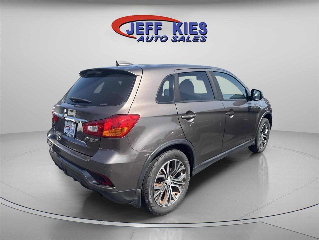 Mitsubishi Outlander Sport ES 2.0 AWC CVT 2018