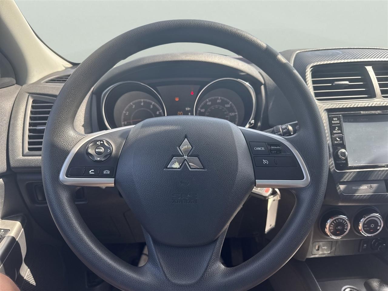 Mitsubishi Outlander Sport ES 2.0 AWC CVT 2018
