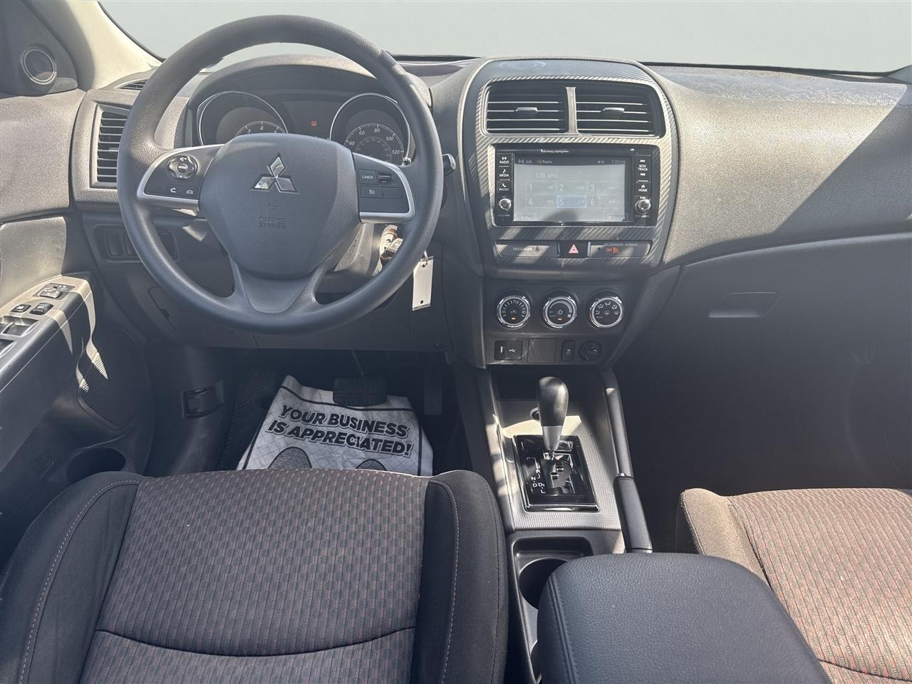 Mitsubishi Outlander Sport ES 2.0 AWC CVT 2018