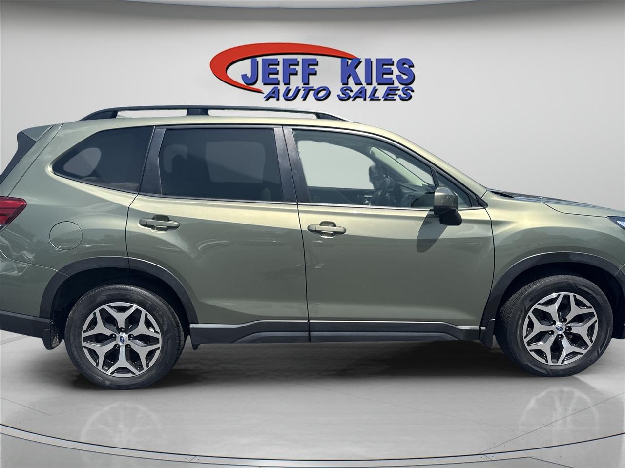 Subaru Forester Premium CVT 2021