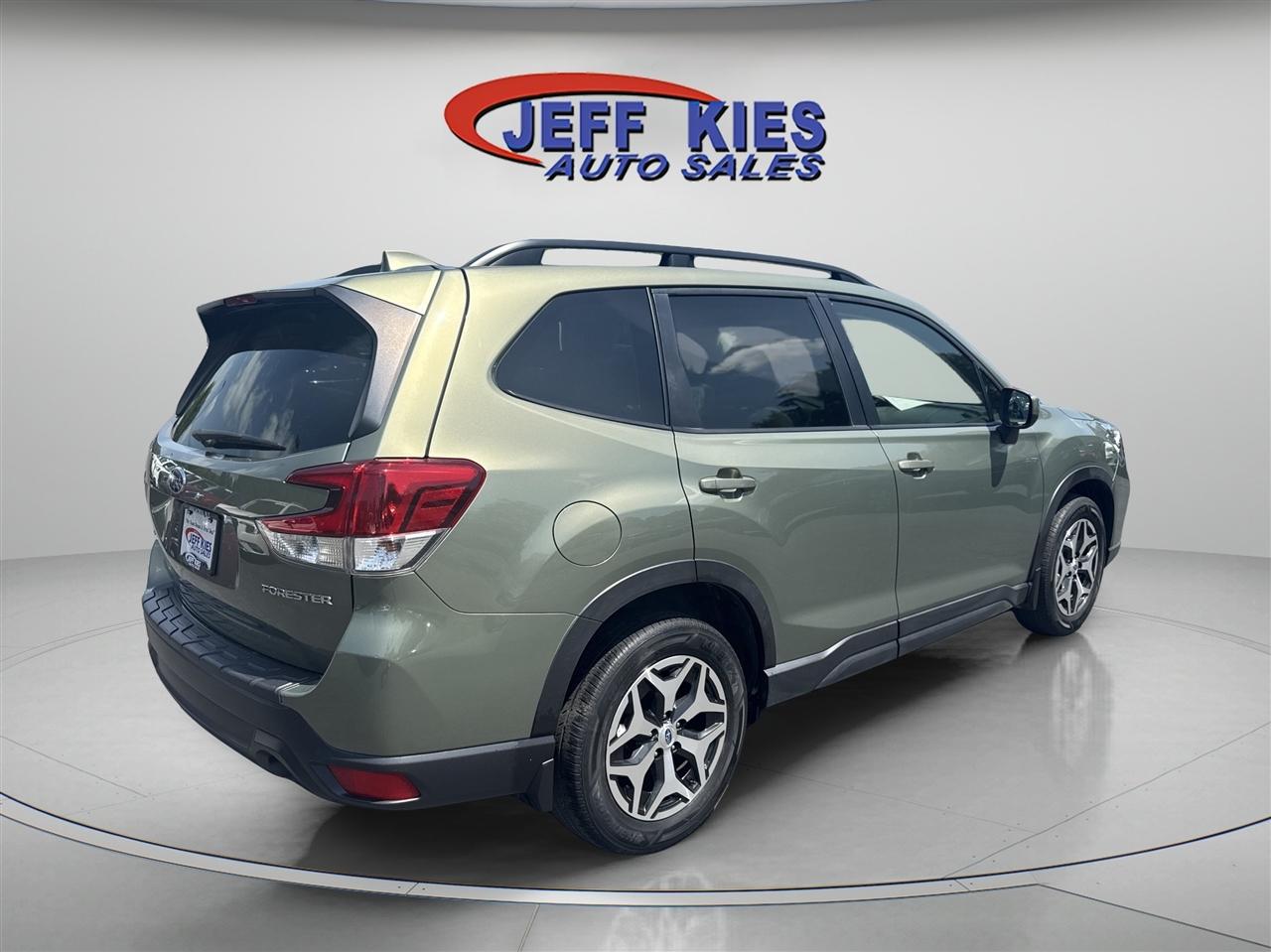 Subaru Forester Premium CVT 2021