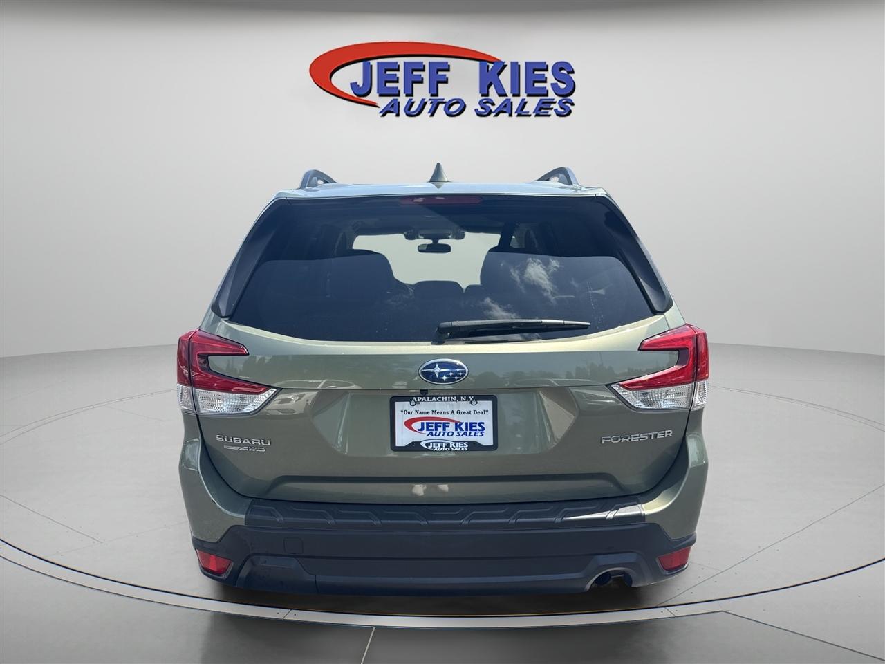 Subaru Forester Premium CVT 2021