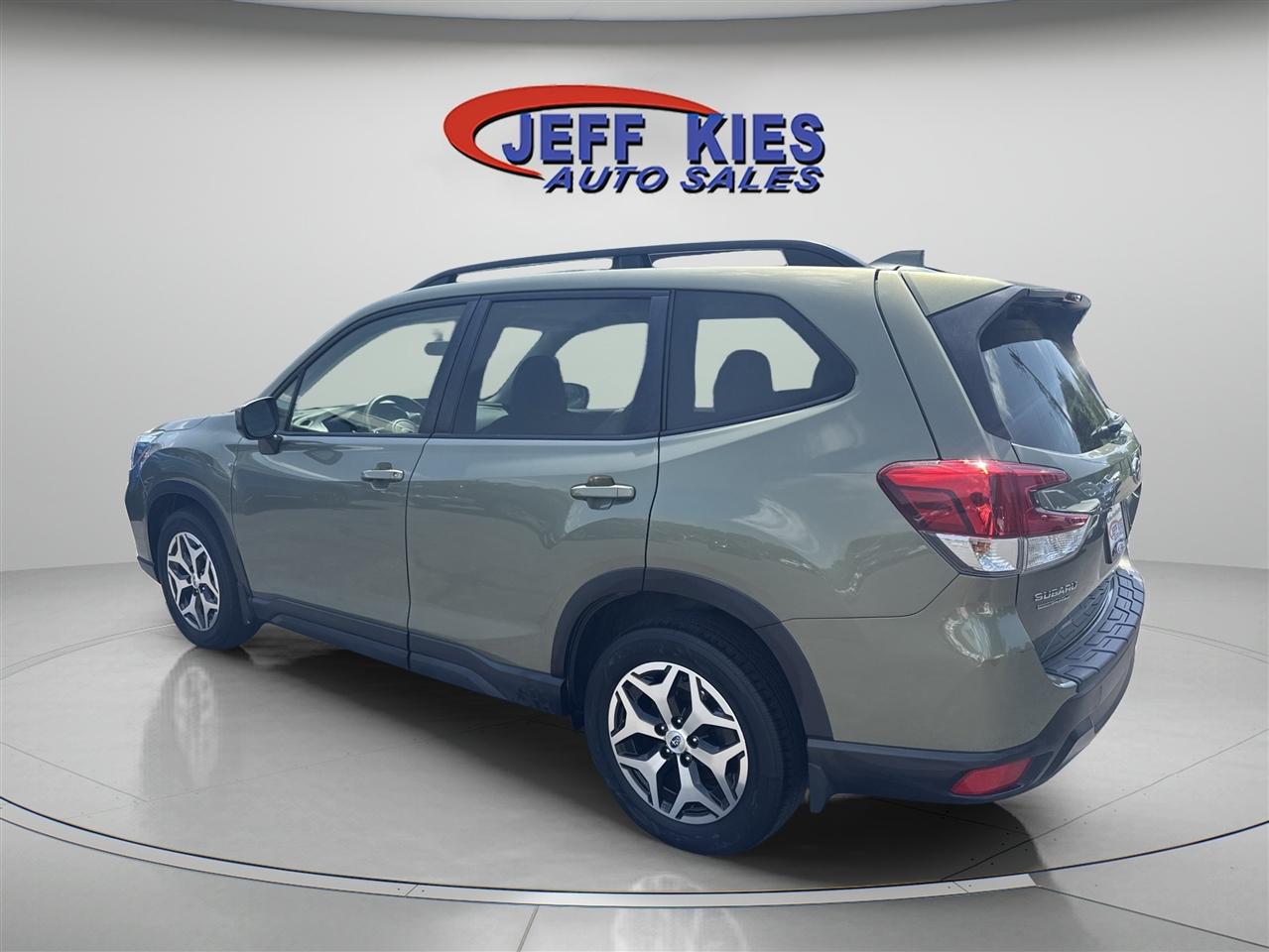 Subaru Forester Premium CVT 2021