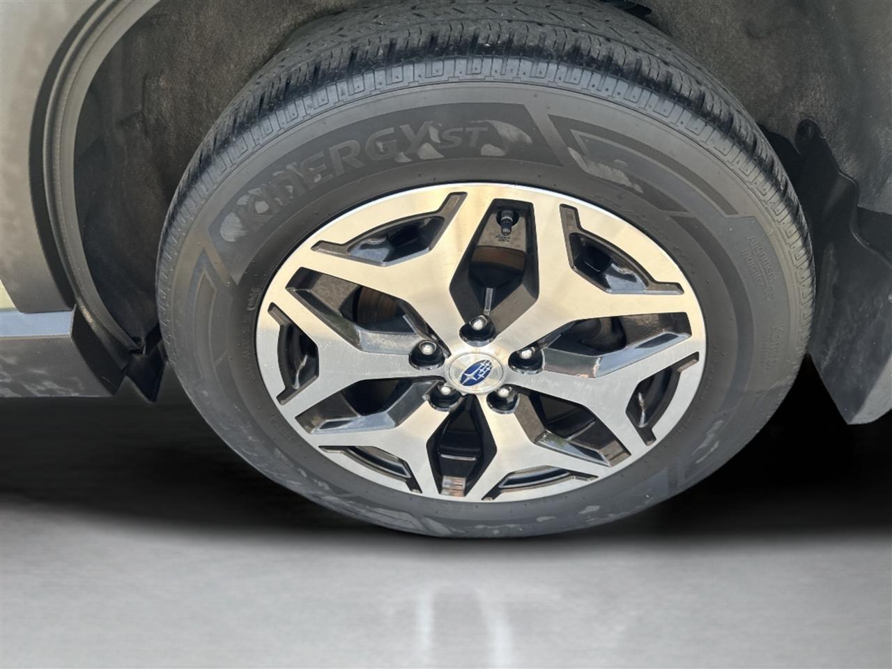 Subaru Forester Premium CVT 2021