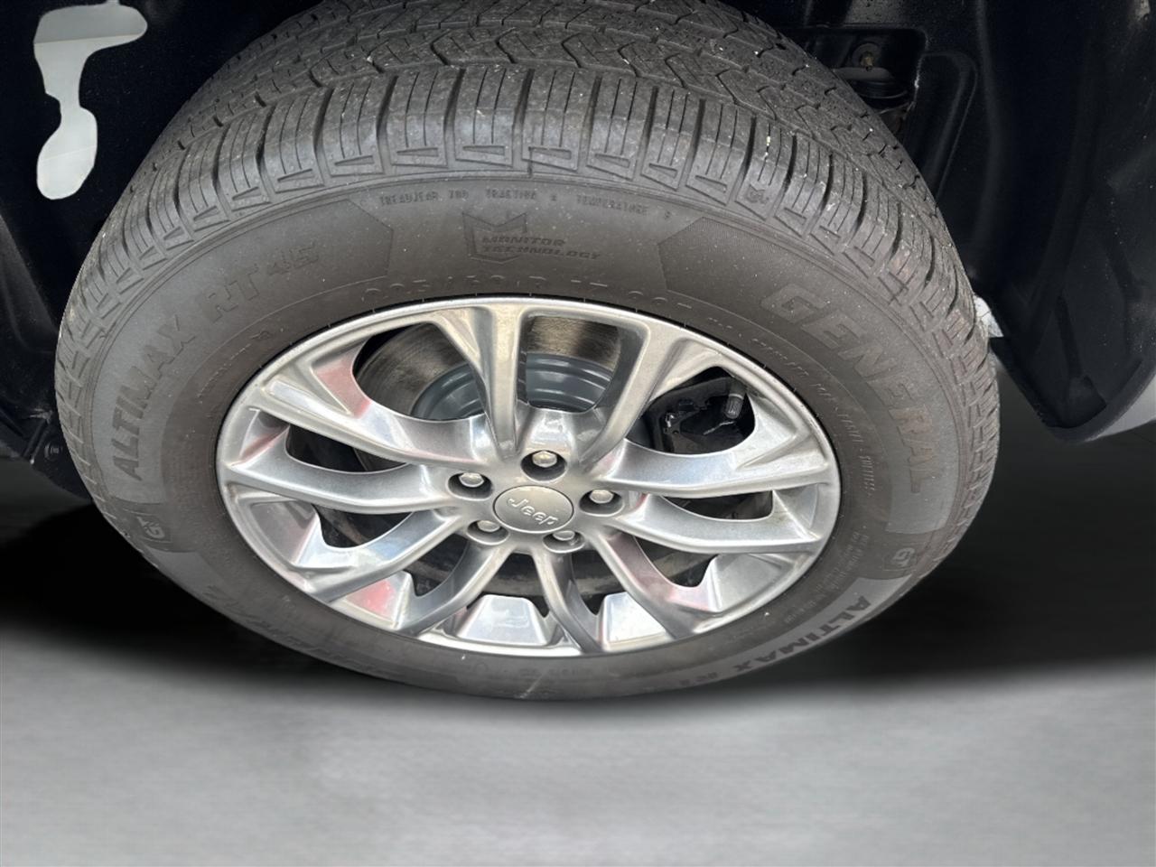 Jeep Cherokee Latitude Plus 4x4 2021