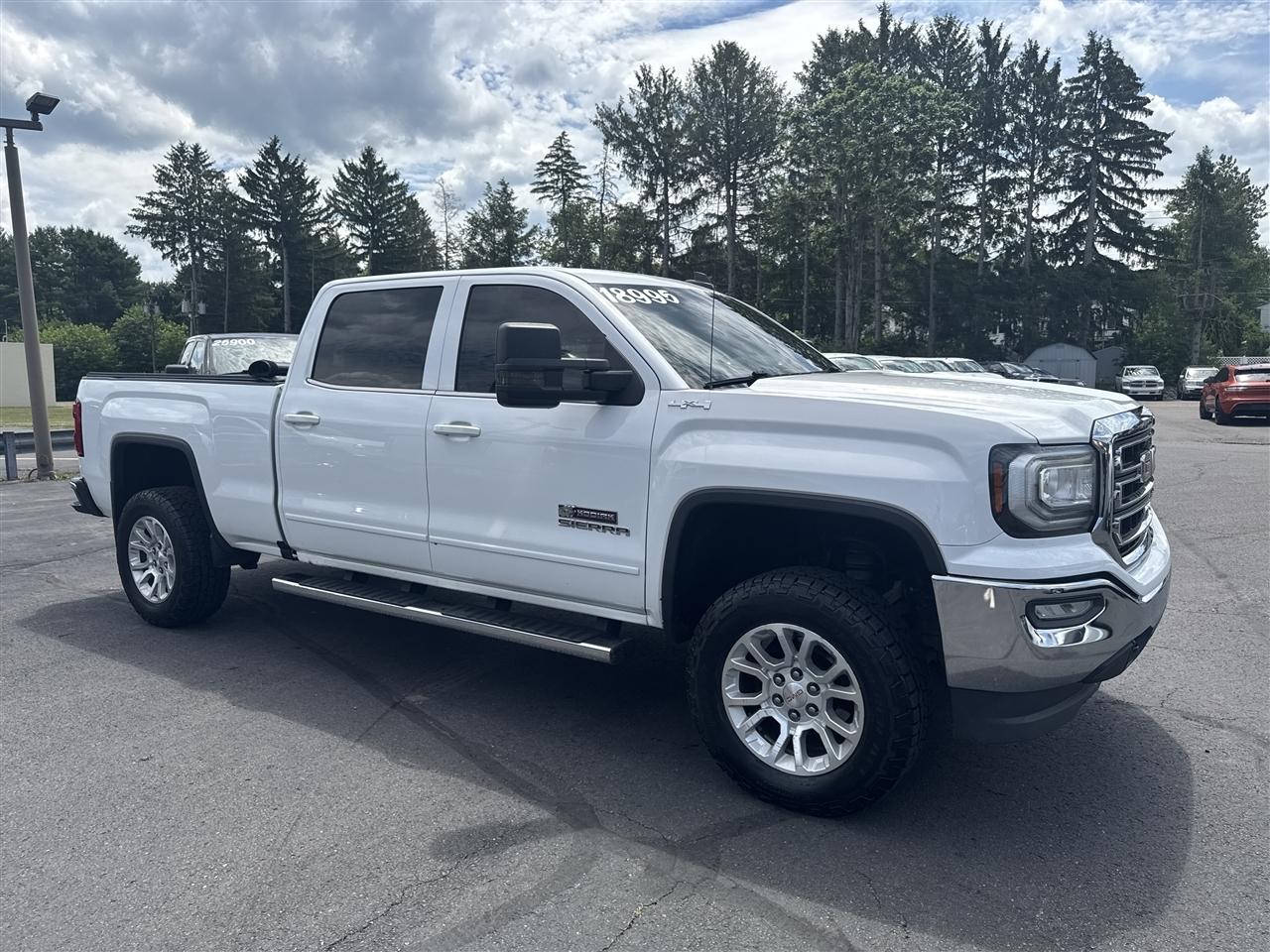 GMC Sierra 1500 4WD Crew Cab 153.0" SLE 2016