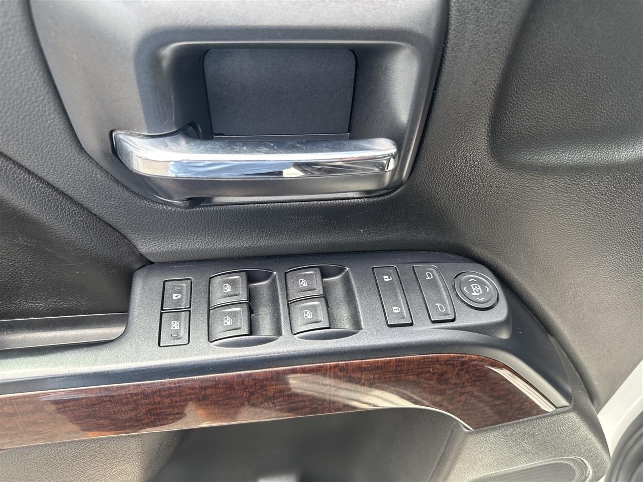 GMC Sierra 1500 4WD Crew Cab 153.0" SLE 2016