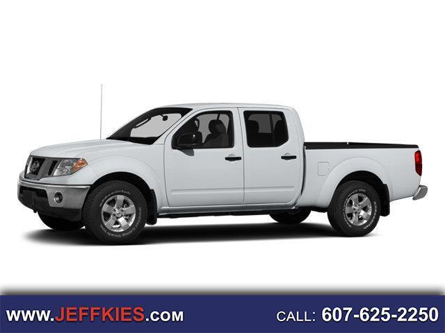 Nissan Frontier 2WD Crew Cab SWB Manual SV 2013