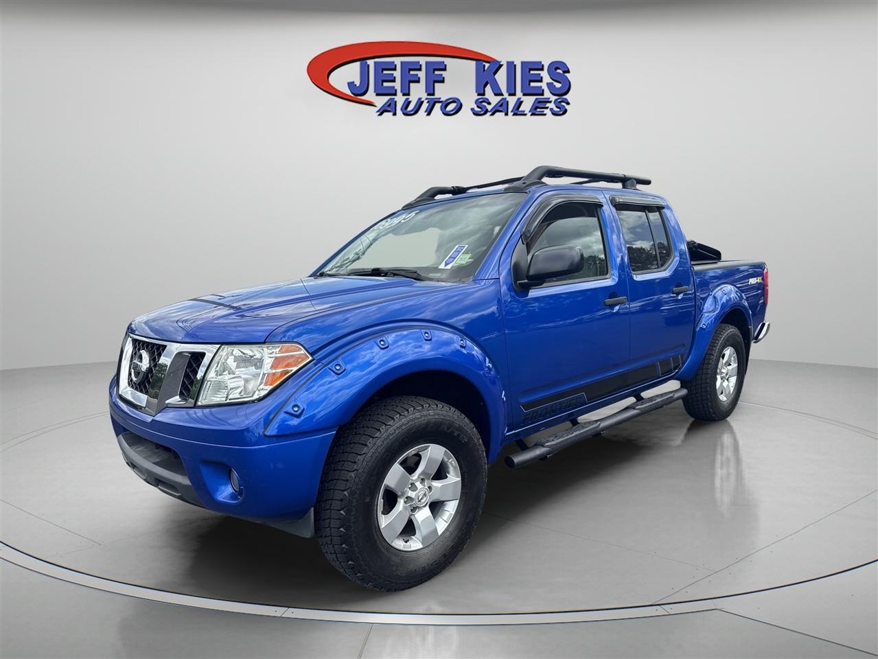 2013 Nissan Frontier 2WD Crew Cab SWB Manual SV