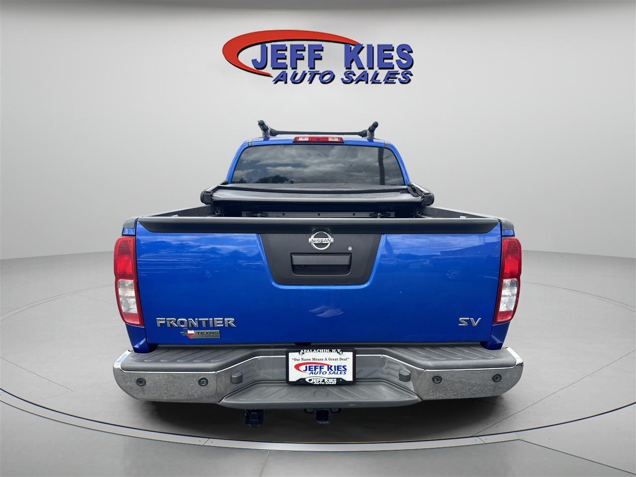 Nissan Frontier 2WD Crew Cab SWB Manual SV 2013
