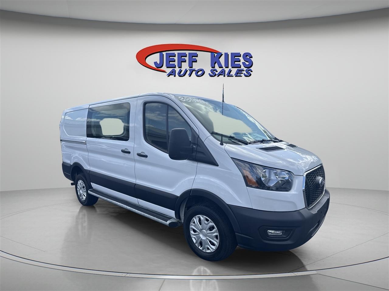 Ford Transit Cargo Van T-250 130" Low Rf 9070 GVWR RWD 2025