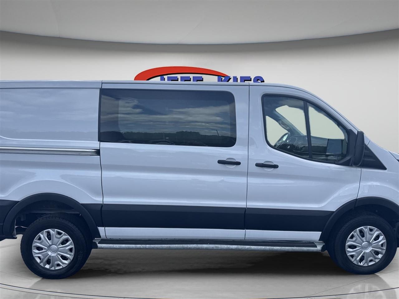 Ford Transit Cargo Van T-250 130" Low Rf 9070 GVWR RWD 2025