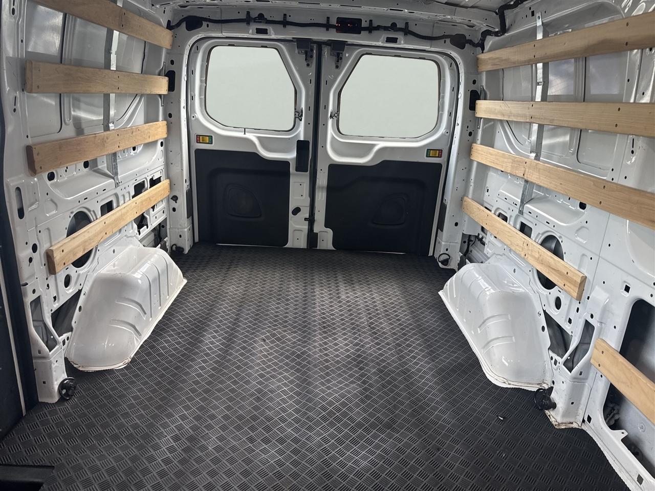 Ford Transit Cargo Van T-250 130" Low Rf 9070 GVWR RWD 2025