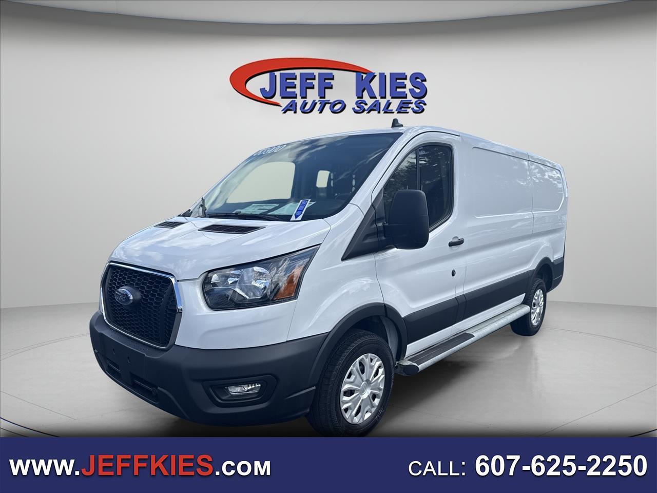 2025 Ford Transit Cargo Van T-250 130" Low Rf 9070 GVWR RWD