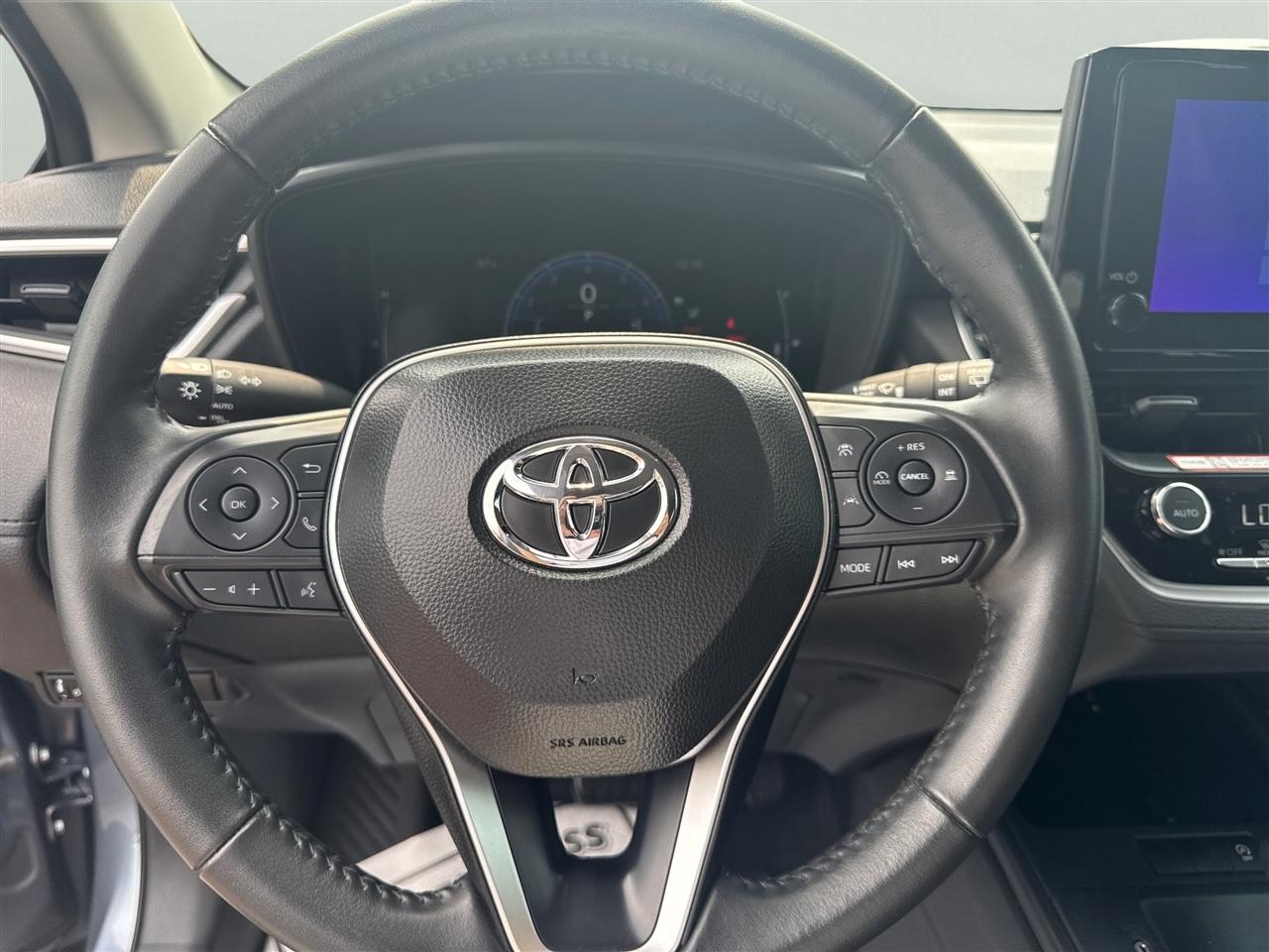 Toyota Corolla Cross LE 2WD (Natl) 2026