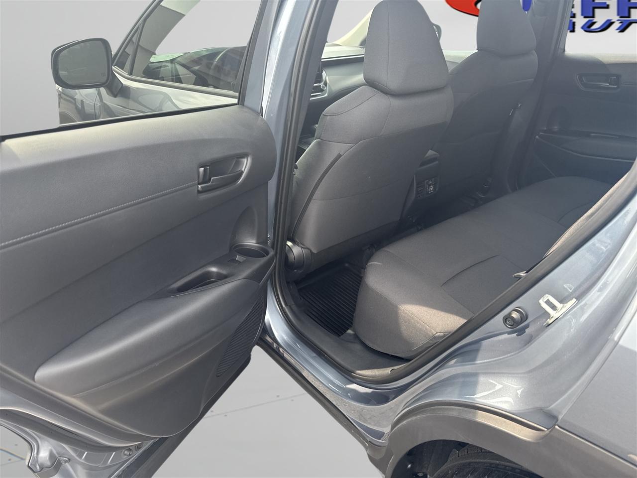 Toyota Corolla Cross LE 2WD (Natl) 2026