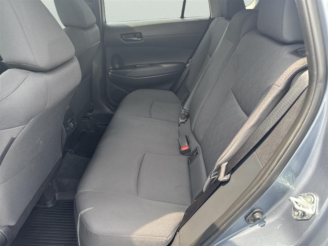 Toyota Corolla Cross LE 2WD (Natl) 2026