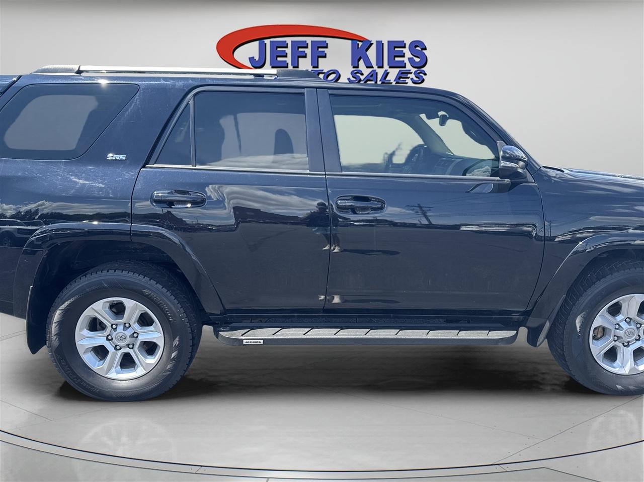 Toyota 4Runner SR5 Premium 4WD (Natl) 2021