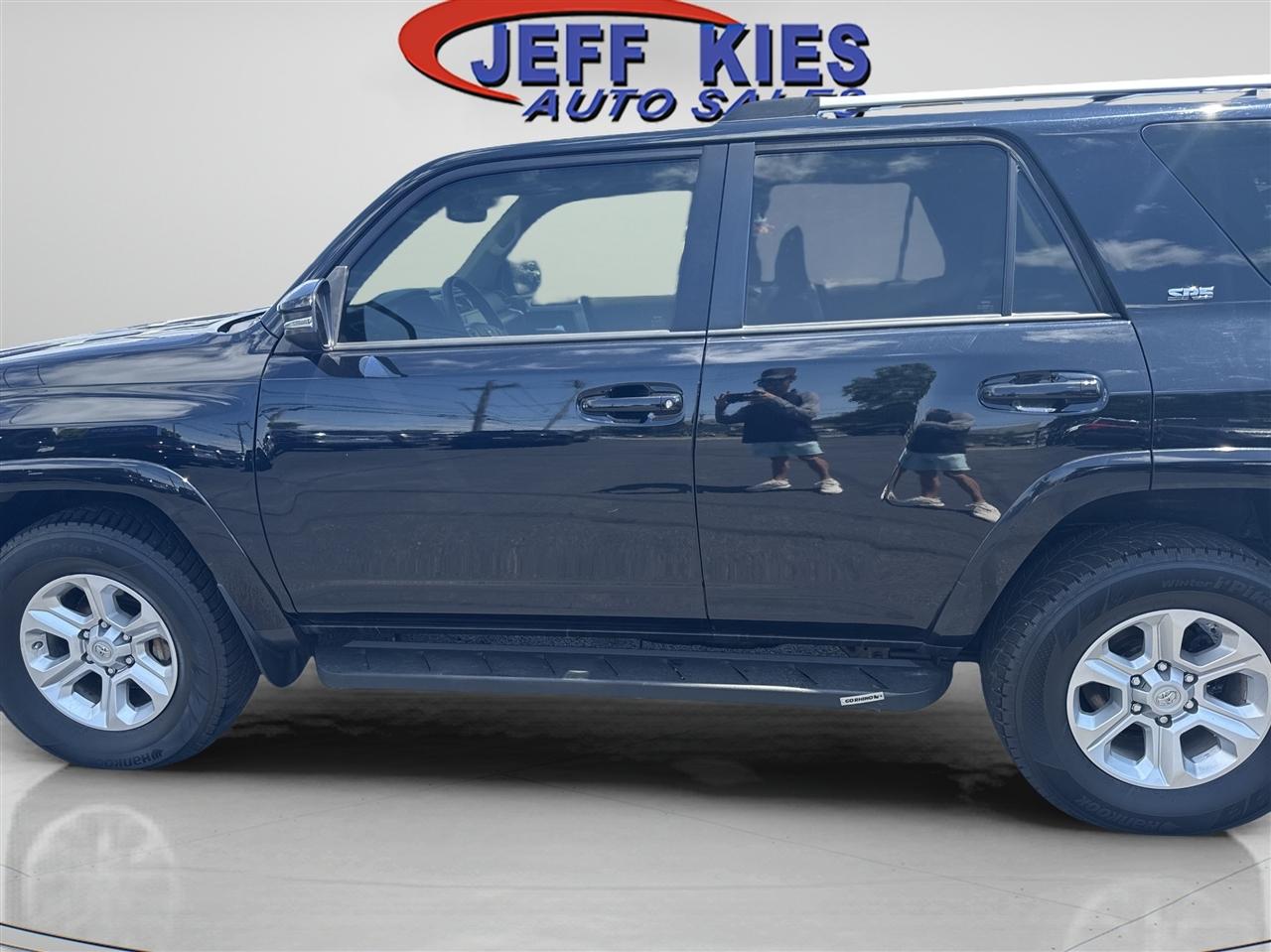 Toyota 4Runner SR5 Premium 4WD (Natl) 2021