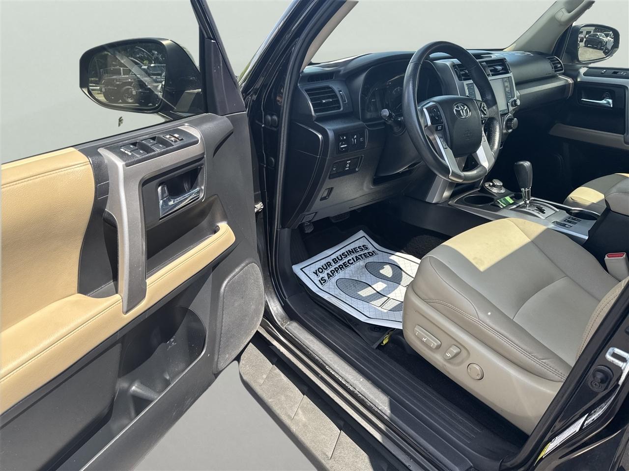 Toyota 4Runner SR5 Premium 4WD (Natl) 2021