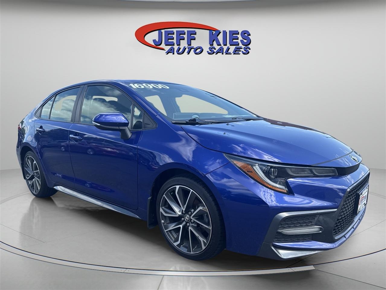 Toyota Corolla SE Manual (Natl) 2020