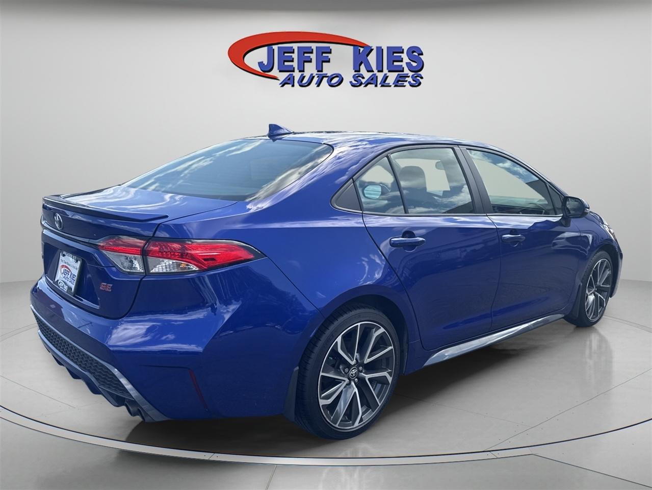 Toyota Corolla SE Manual (Natl) 2020