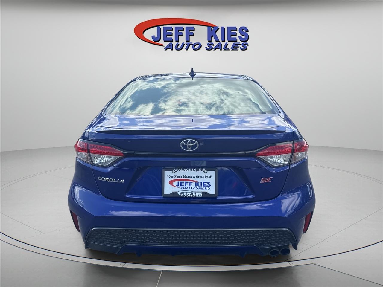 Toyota Corolla SE Manual (Natl) 2020