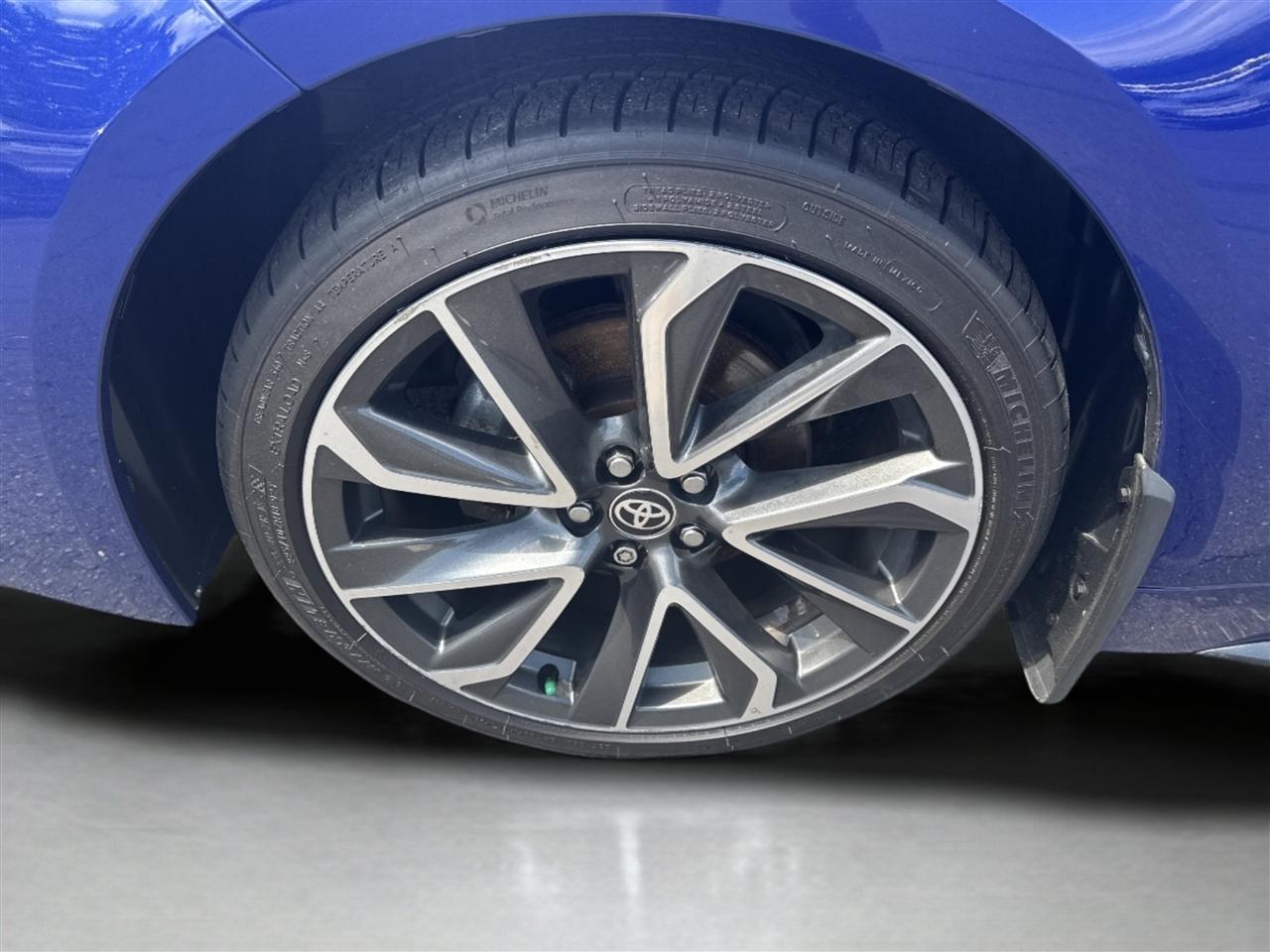 Toyota Corolla SE Manual (Natl) 2020