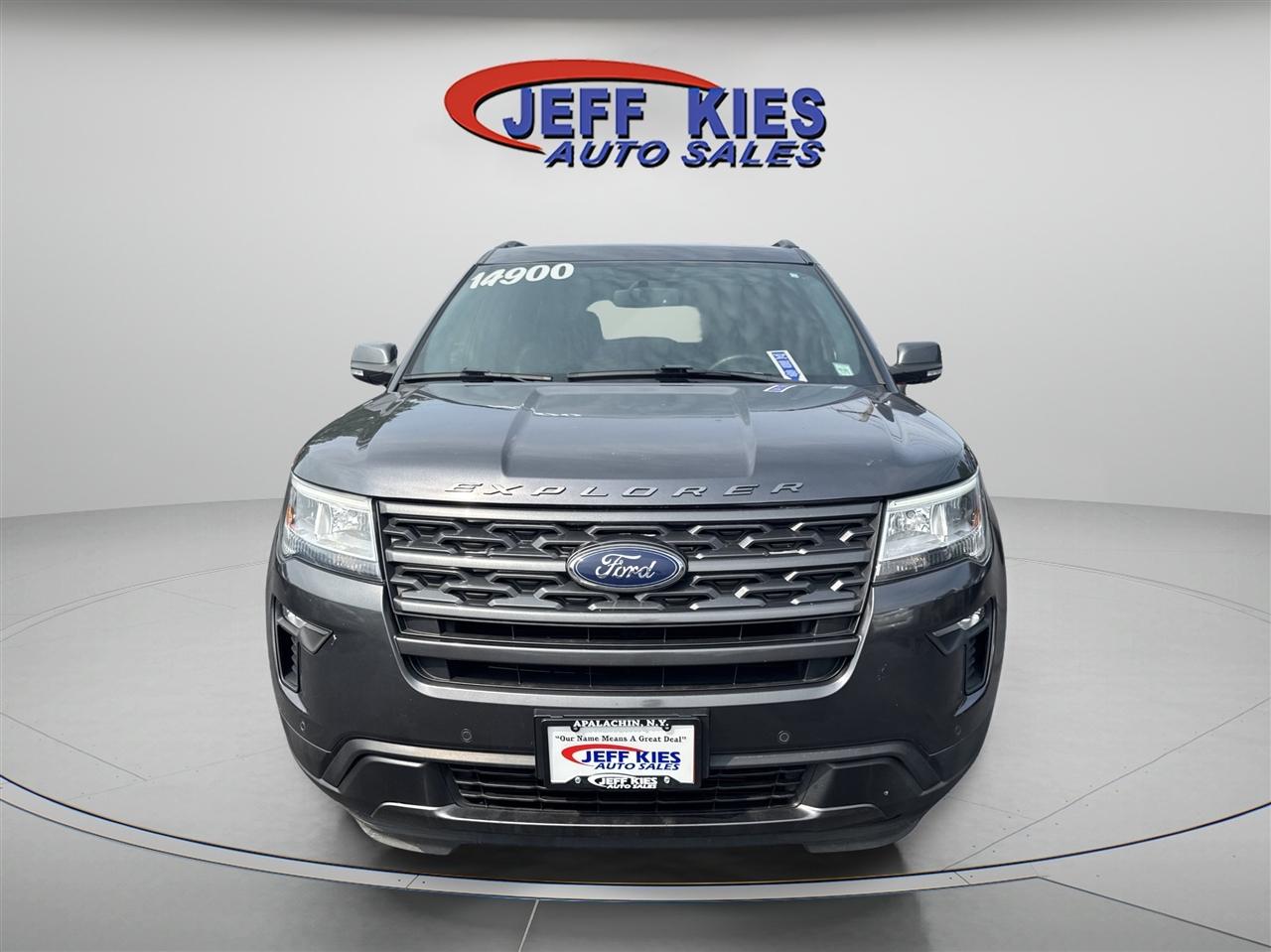 Ford Explorer XLT FWD 2019