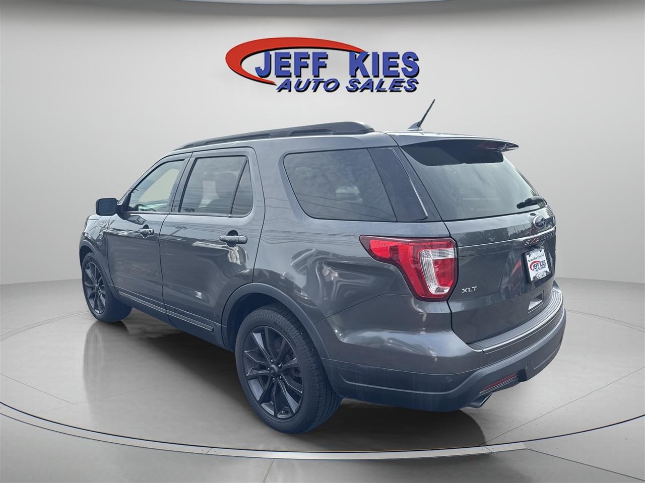 Ford Explorer XLT FWD 2019