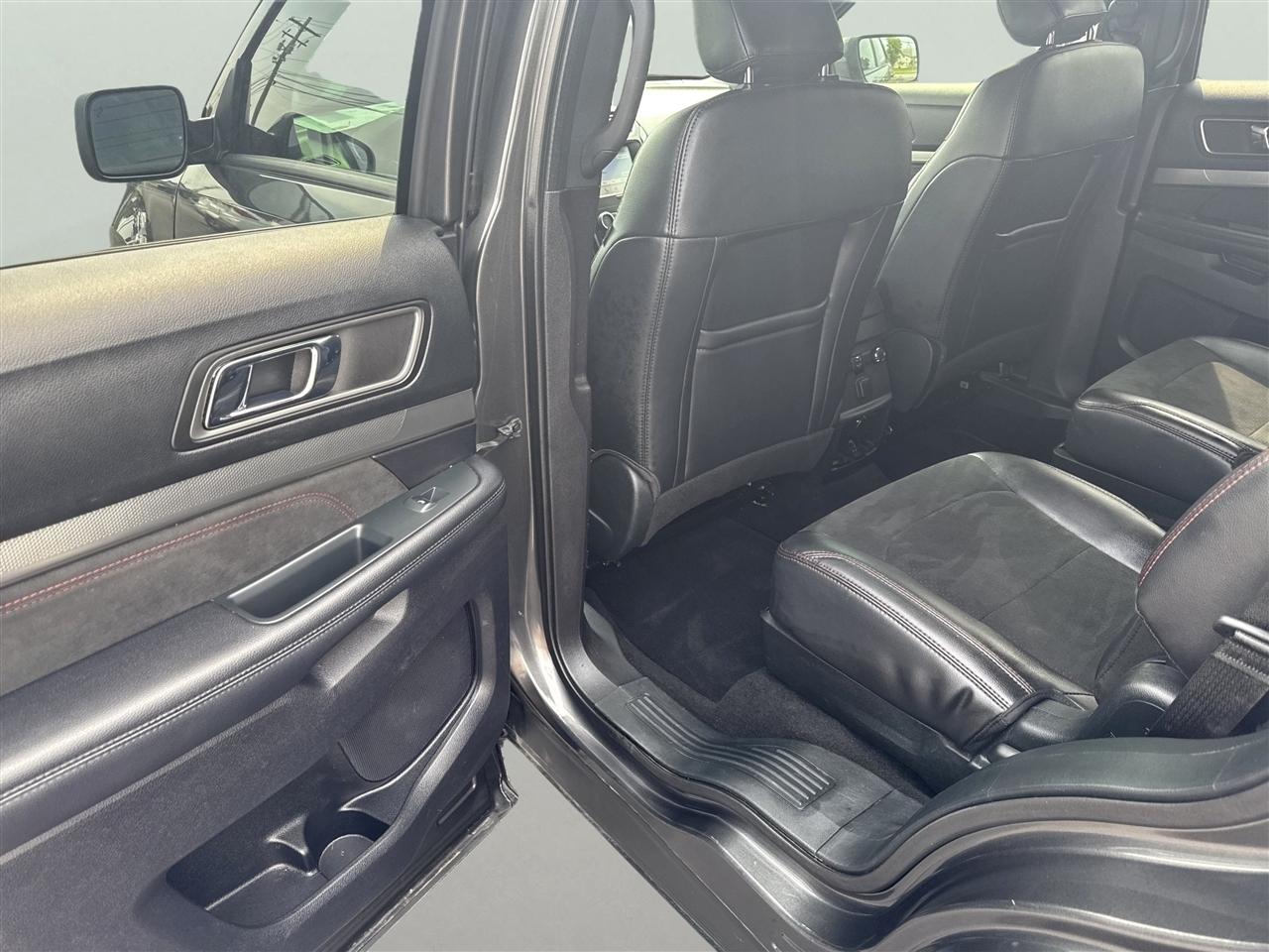 Ford Explorer XLT FWD 2019
