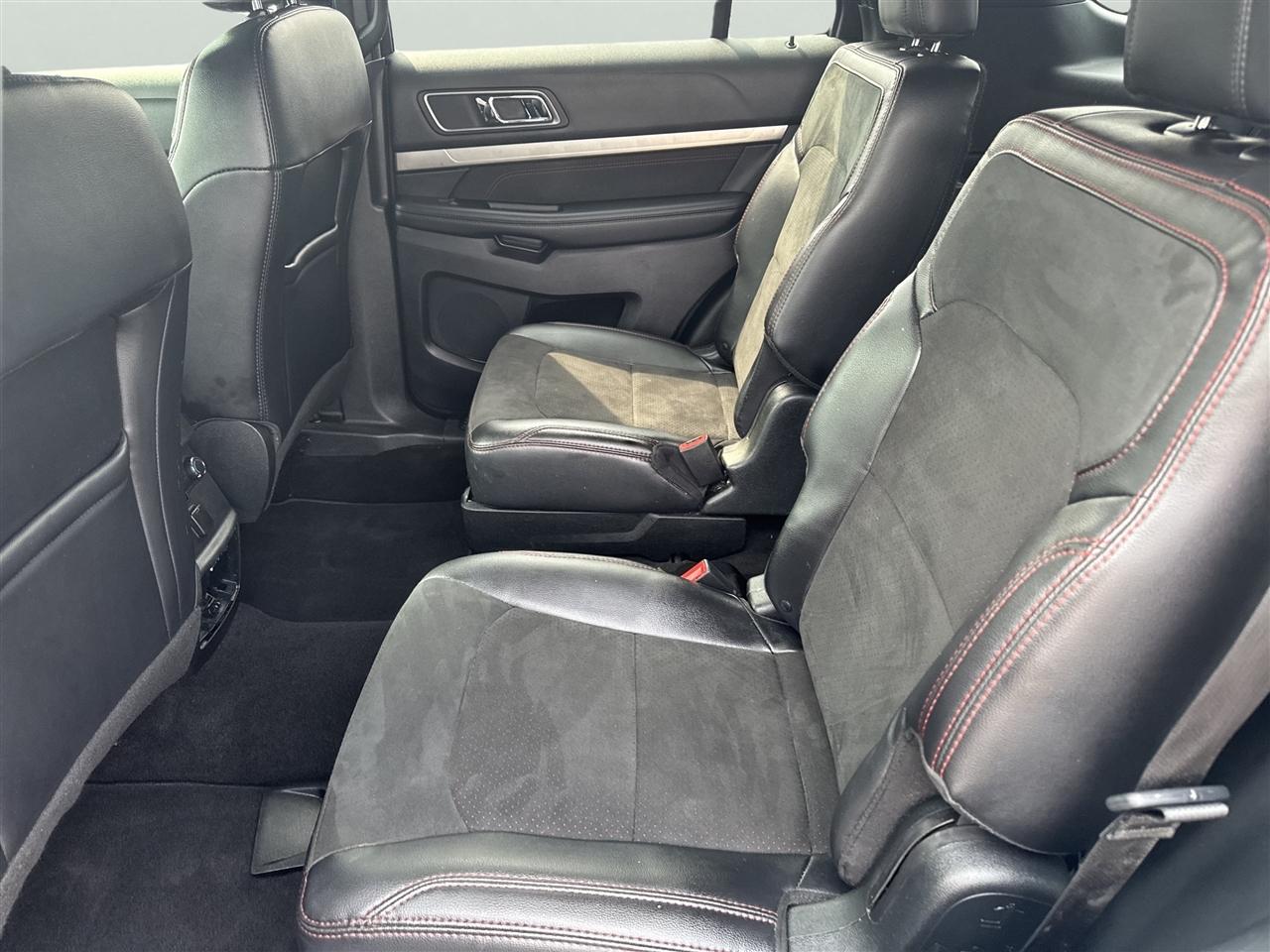 Ford Explorer XLT FWD 2019