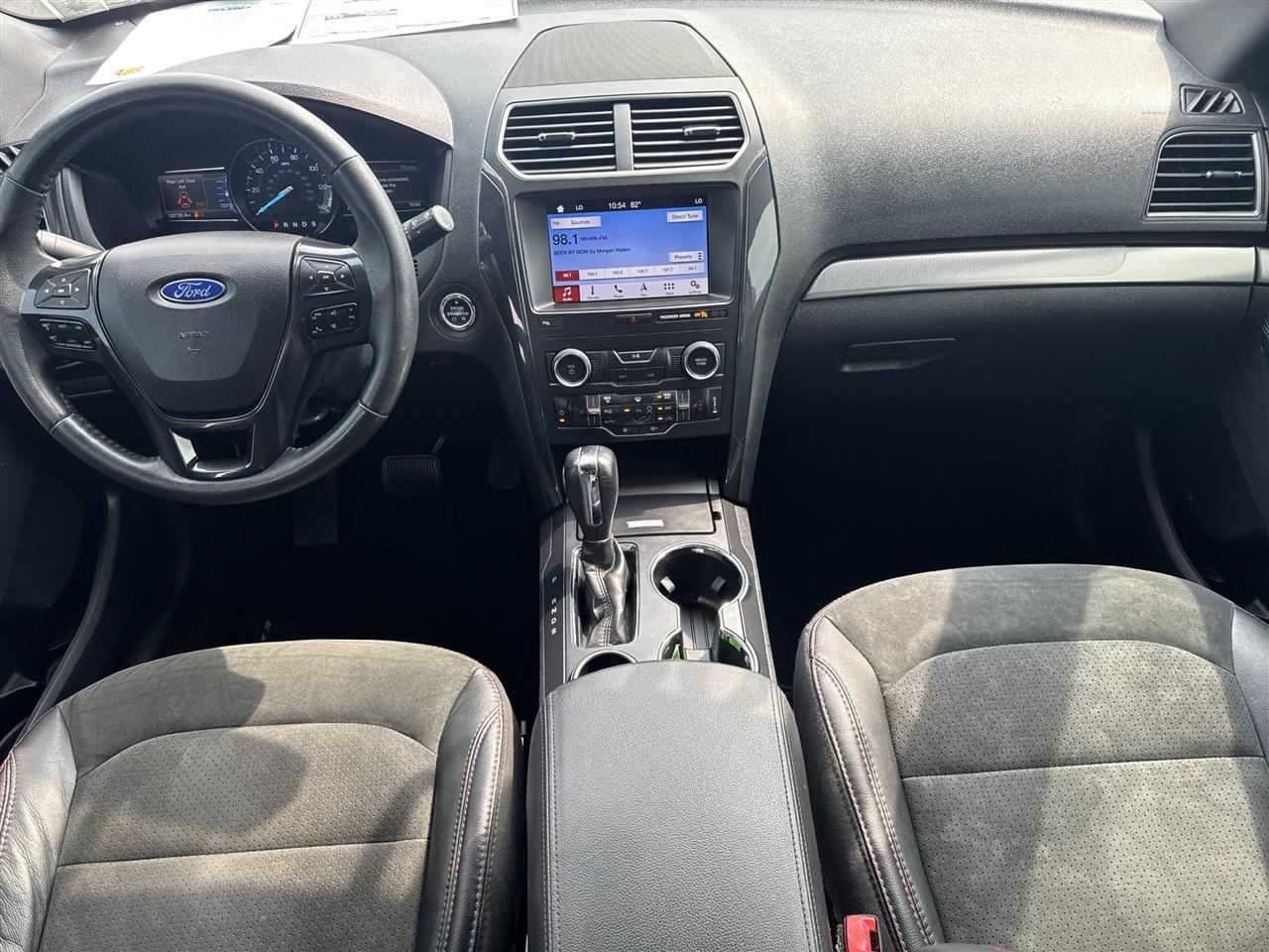 Ford Explorer XLT FWD 2019