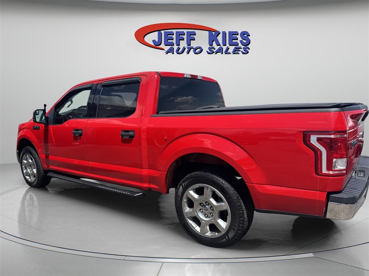 Ford F-150 4WD SuperCrew 145" Lariat 2016