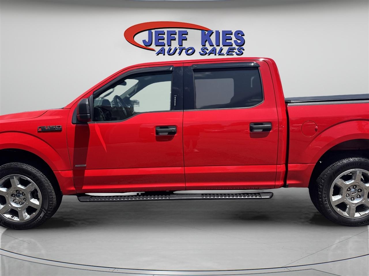 Ford F-150 4WD SuperCrew 145" Lariat 2016