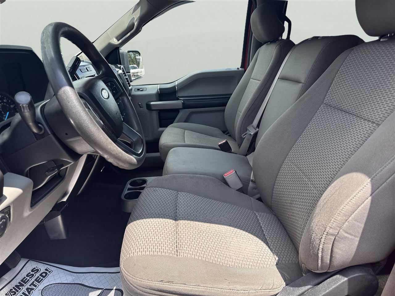 Ford F-150 4WD SuperCrew 145" Lariat 2016