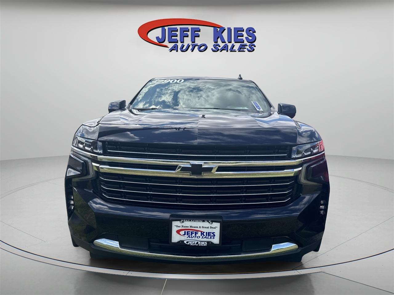 Chevrolet Suburban 4WD 4dr LT 2022