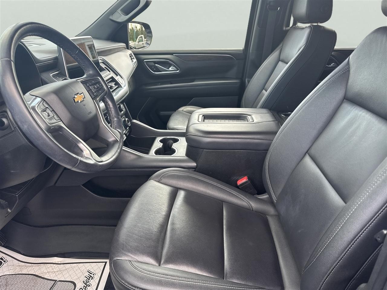 Chevrolet Suburban 4WD 4dr LT 2022