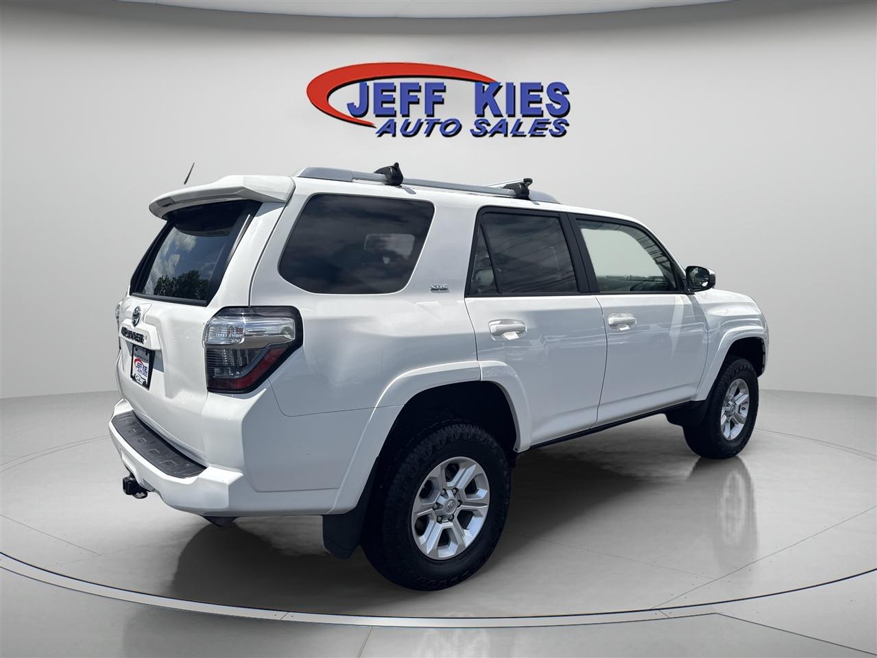 Toyota 4Runner TRD Off Road Premium 4WD (Natl) 2018