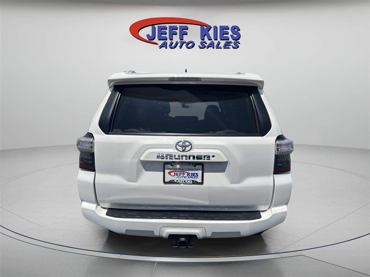 Toyota 4Runner TRD Off Road Premium 4WD (Natl) 2018