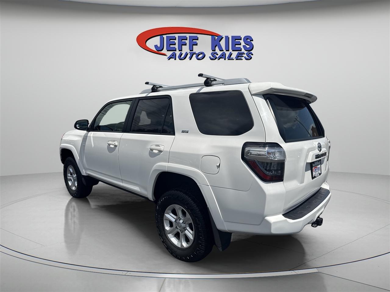 Toyota 4Runner TRD Off Road Premium 4WD (Natl) 2018