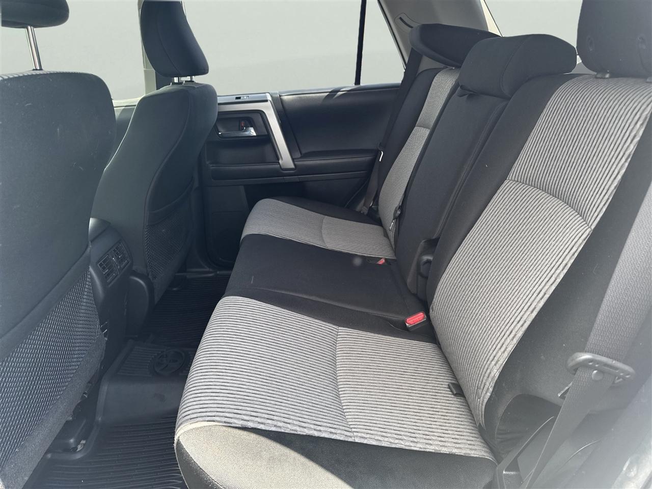 Toyota 4Runner TRD Off Road Premium 4WD (Natl) 2018