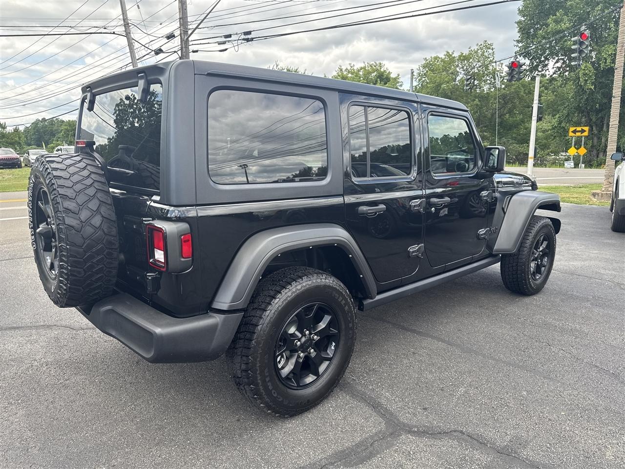 Jeep Wrangler Unlimited Willys Sport 4x4 2021