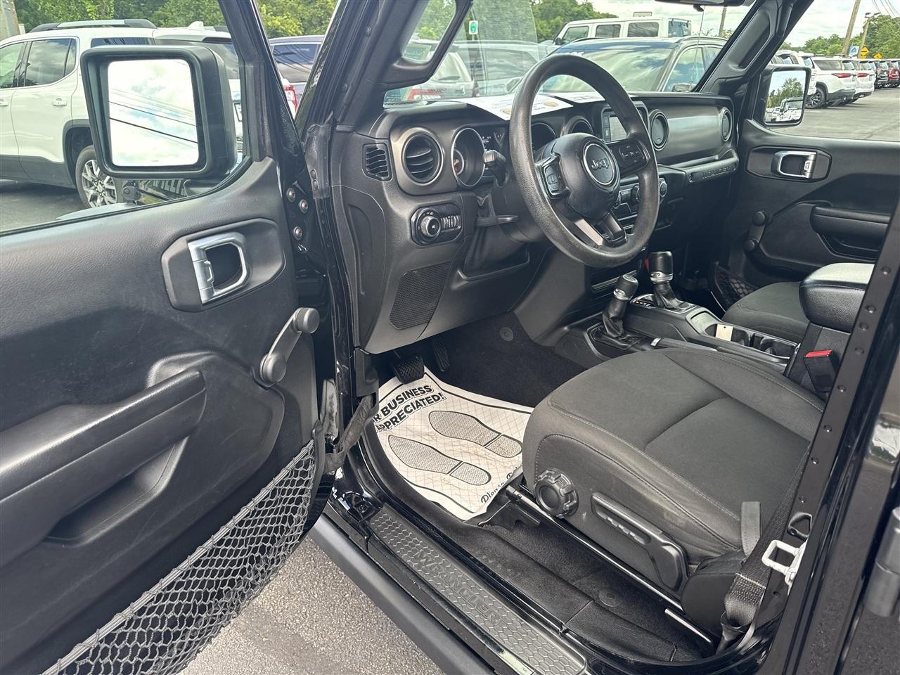 Jeep Wrangler Unlimited Willys Sport 4x4 2021
