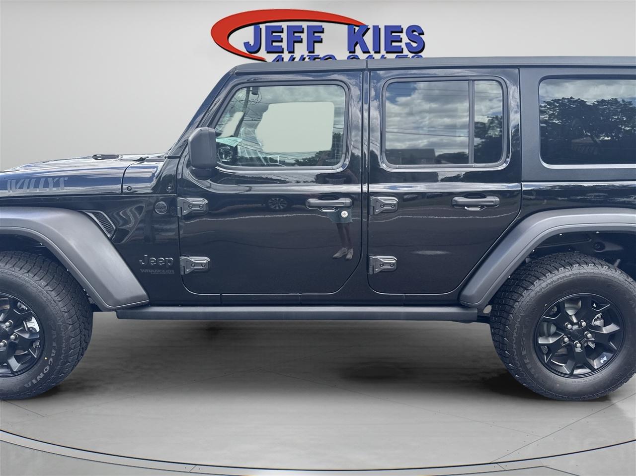 Jeep Wrangler Unlimited Willys Sport 4x4 2021